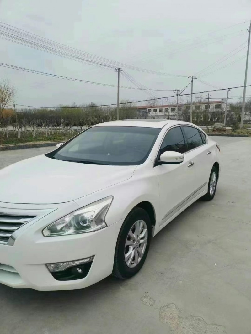 萊蕪14年日產天籟8