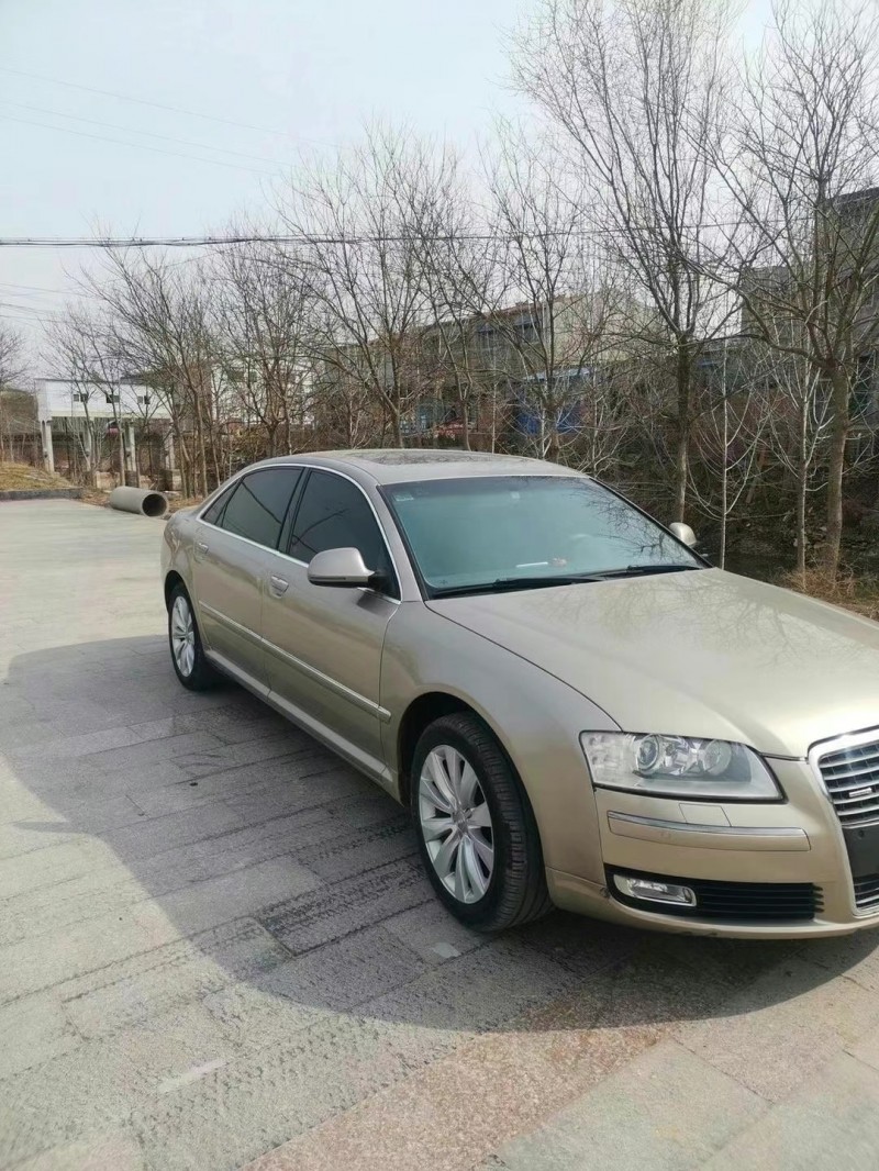 济南10年奥迪A8L8