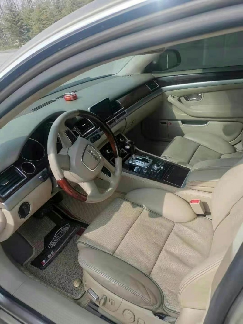 济南10年奥迪A8L4