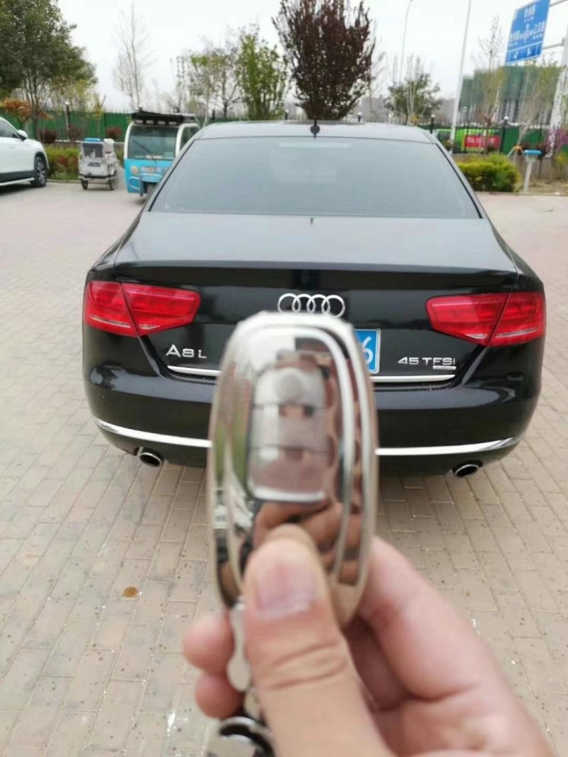 許昌12年奧迪A8L2