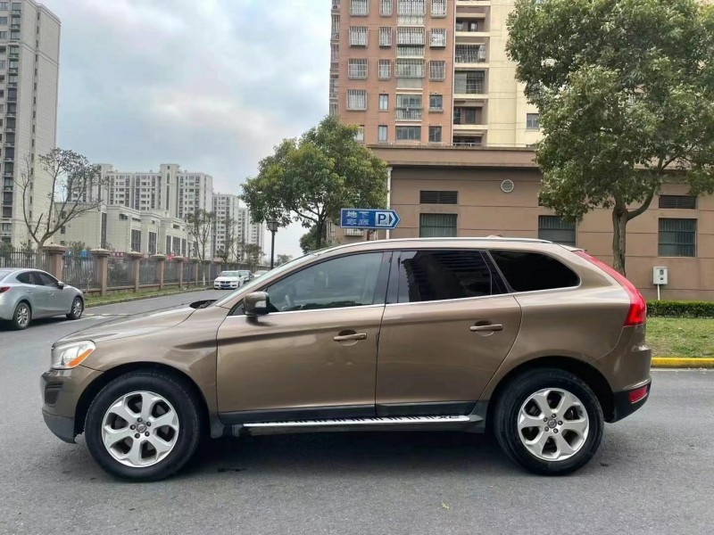 紹興12年沃爾沃XC608