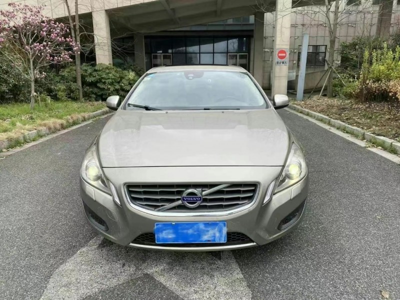 金華11年沃爾沃S60L1