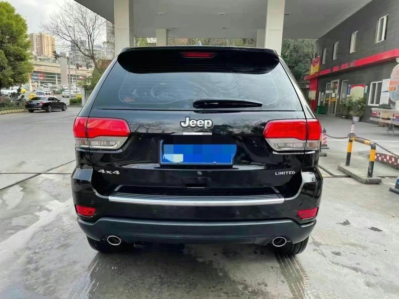 重慶19年Jeep大切諾基9