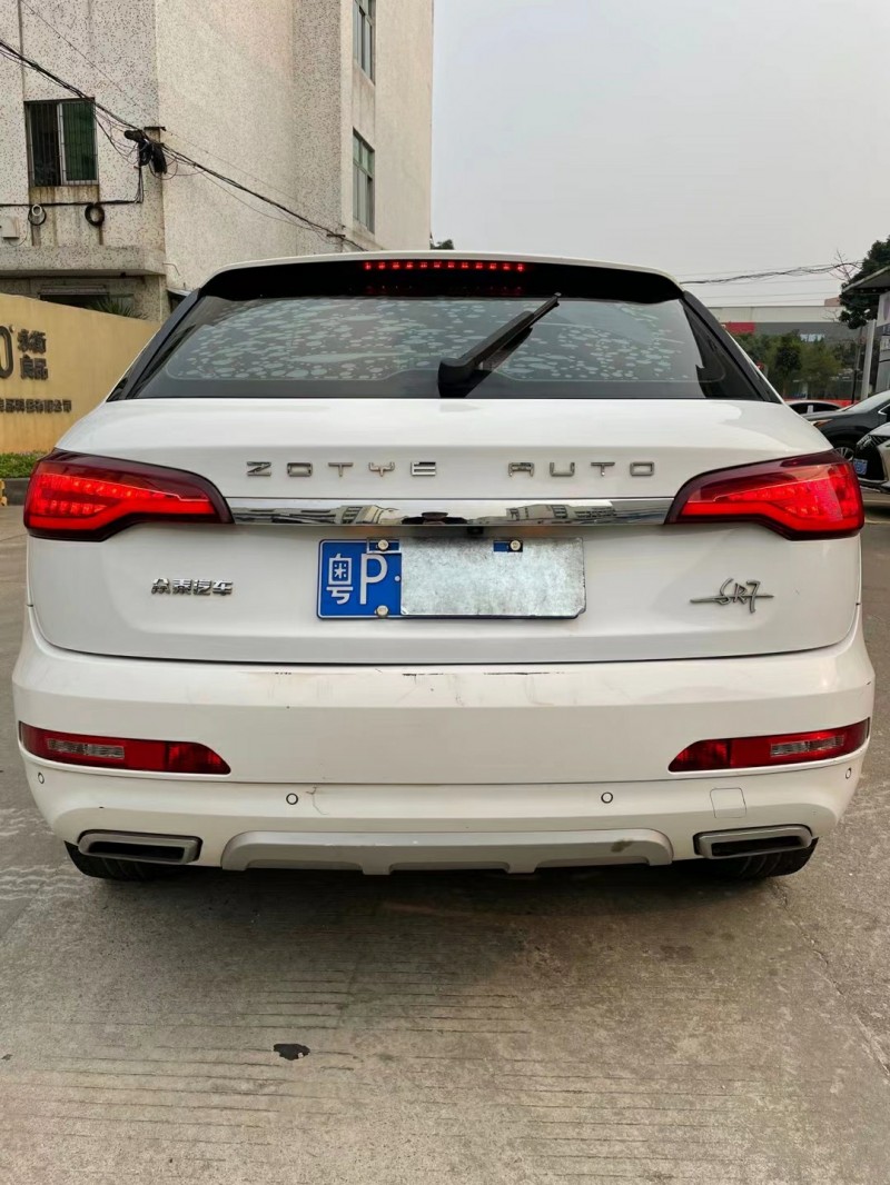 中山16年众泰SR74