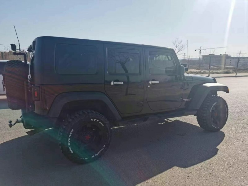 西安10年Jeep牧馬人8