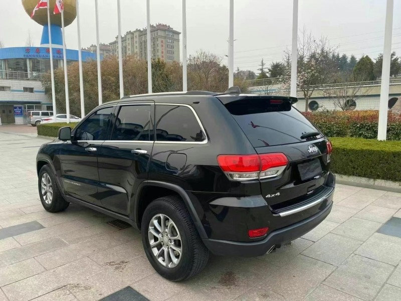濰坊14年Jeep大切諾基8