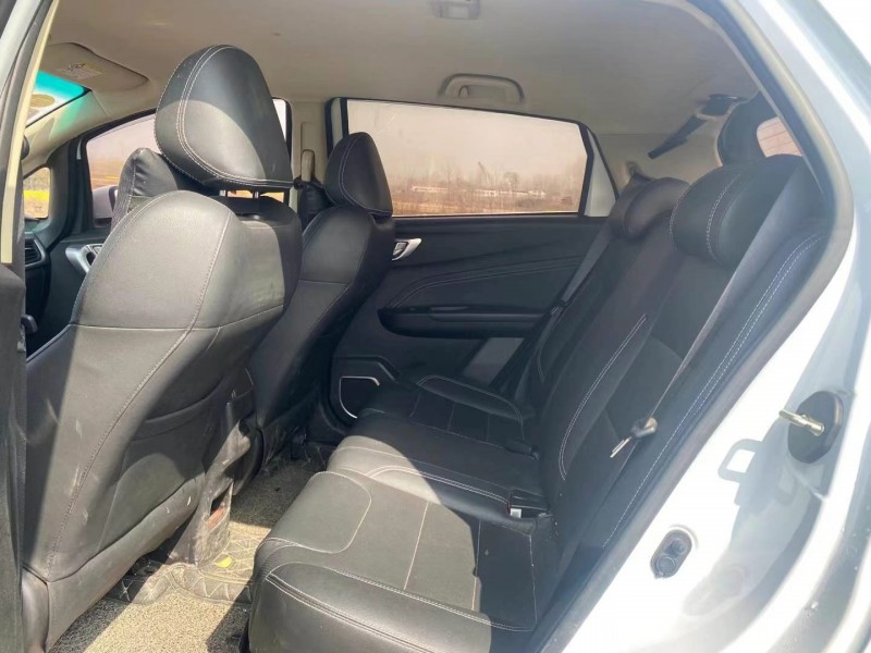 武汉18年吉利远景X39