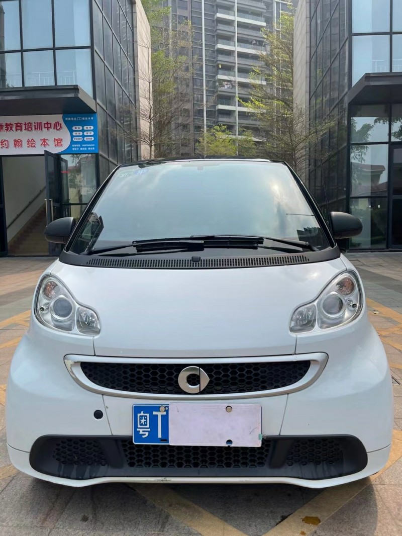 中山13年奔驰smart1