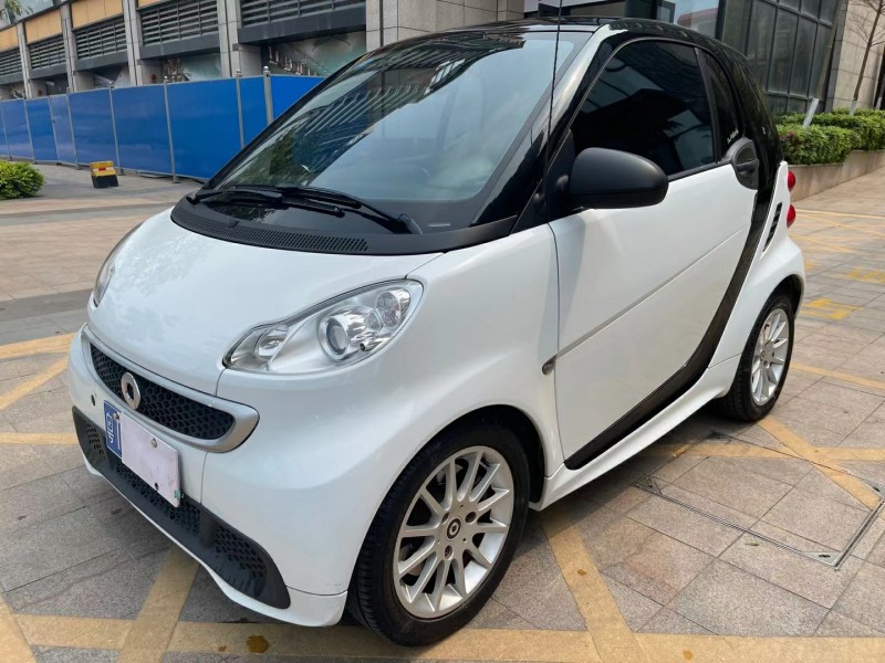 中山13年奔驰smart3