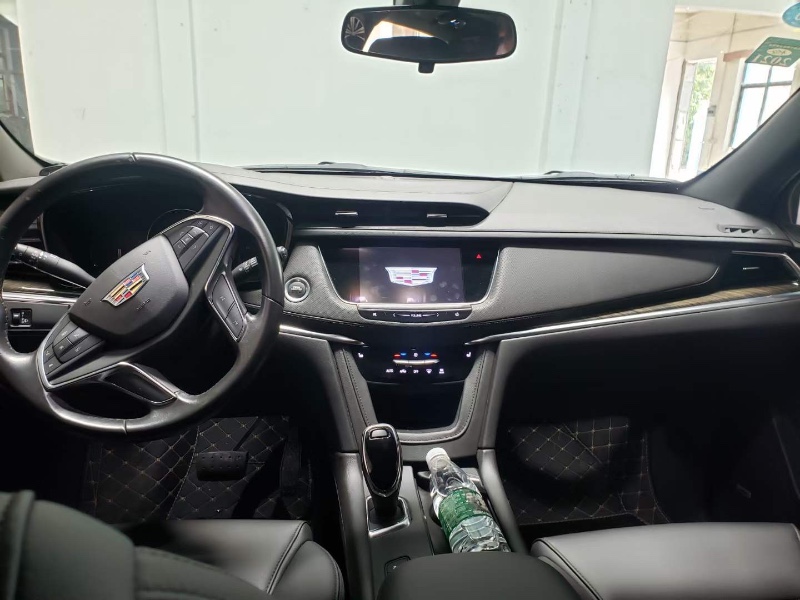 广州19年凯迪拉克XT59