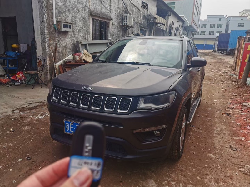 廣州17年Jeep指南者1