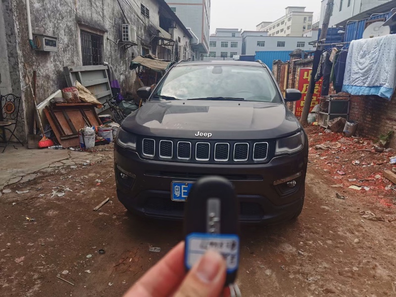 廣州17年Jeep指南者2