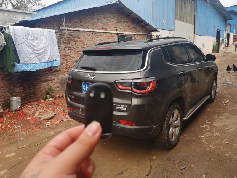 廣州17年Jeep指南者9