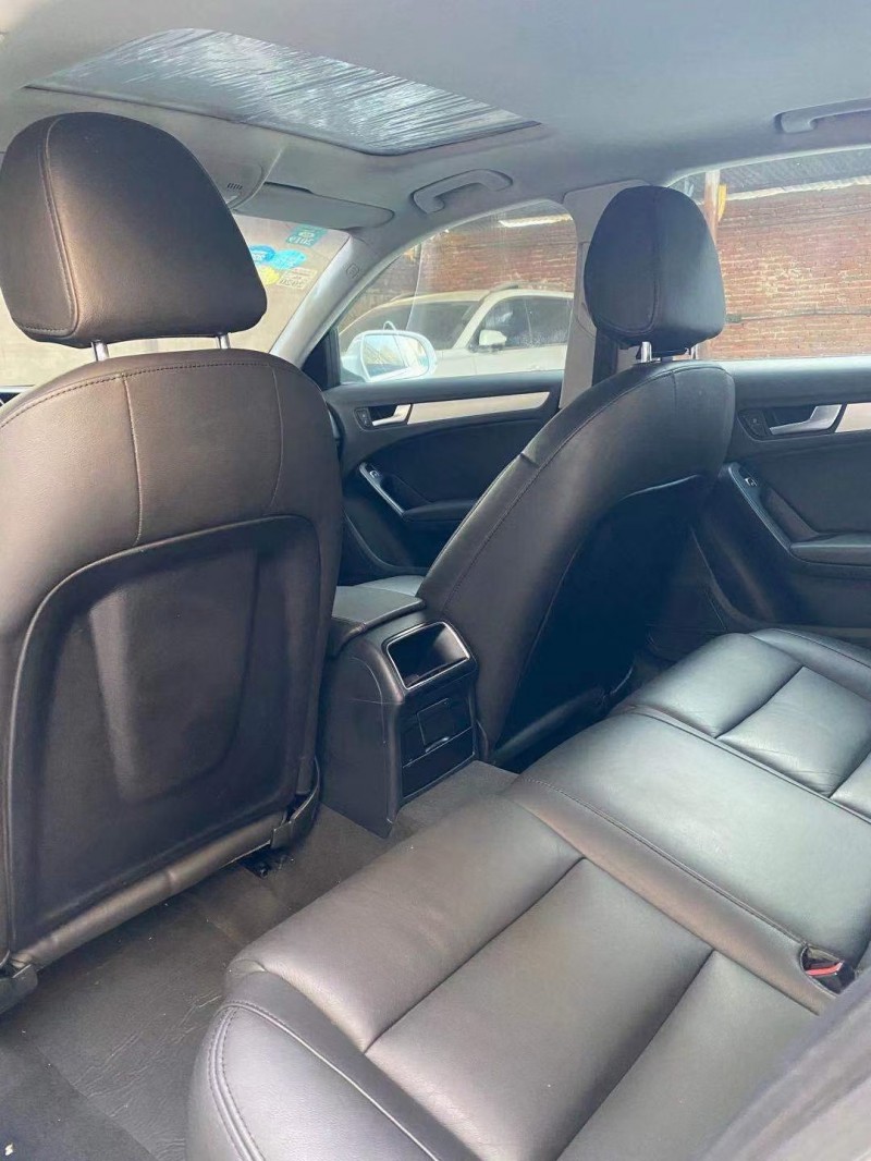 济宁14年奥迪A4L6