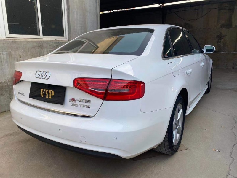 济宁14年奥迪A4L8