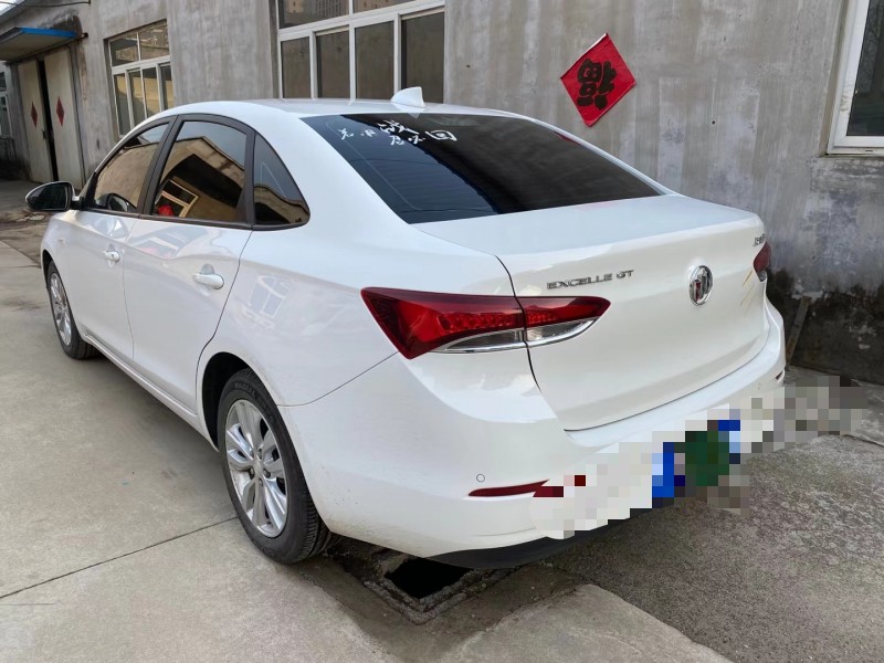 济宁18年别克英朗8