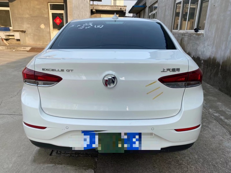 济宁18年别克英朗9