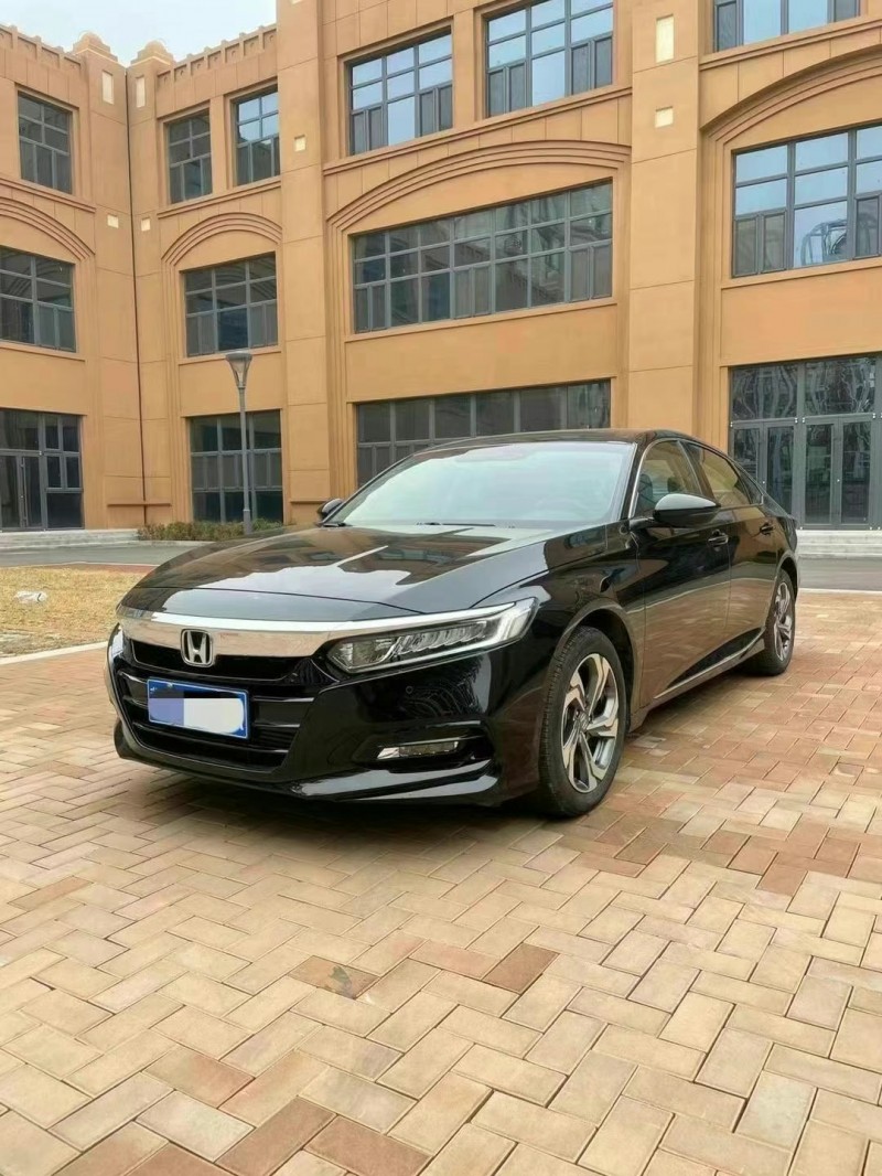 邢台20年本田雅阁1