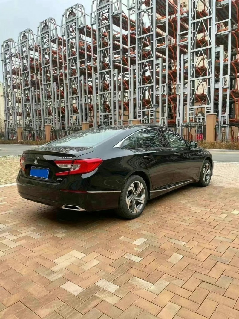 邢台20年本田雅阁4