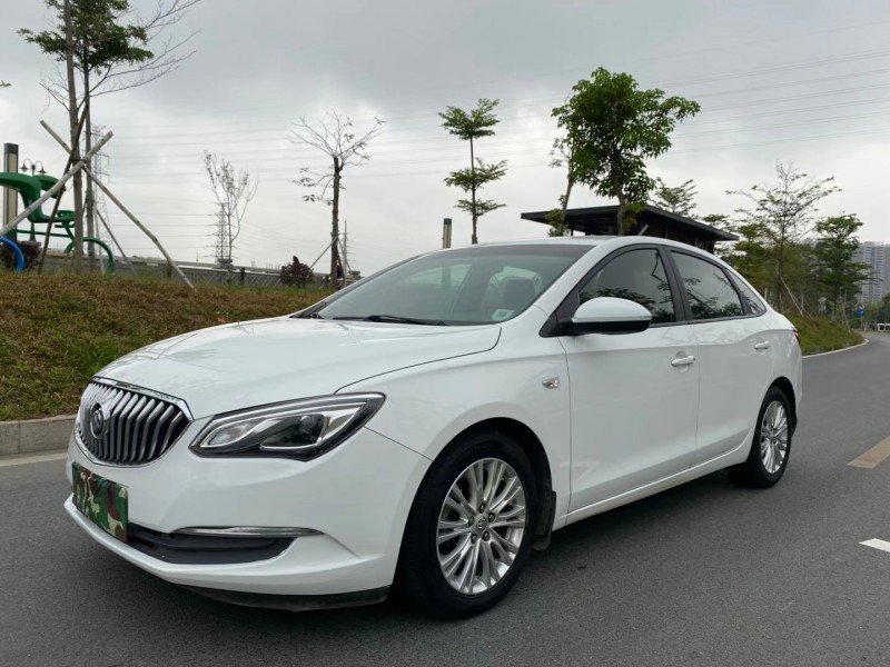 东莞15年别克英朗3