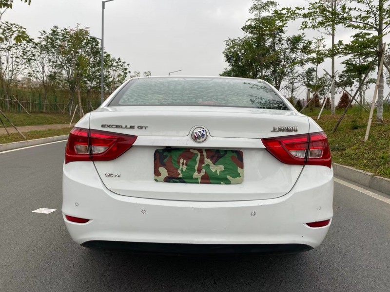 东莞15年别克英朗9