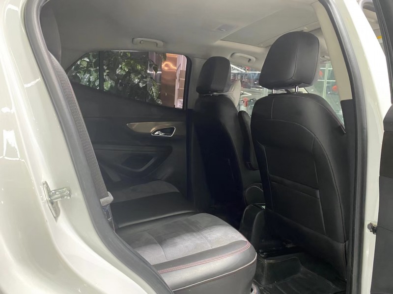 东莞15年别克昂科拉5