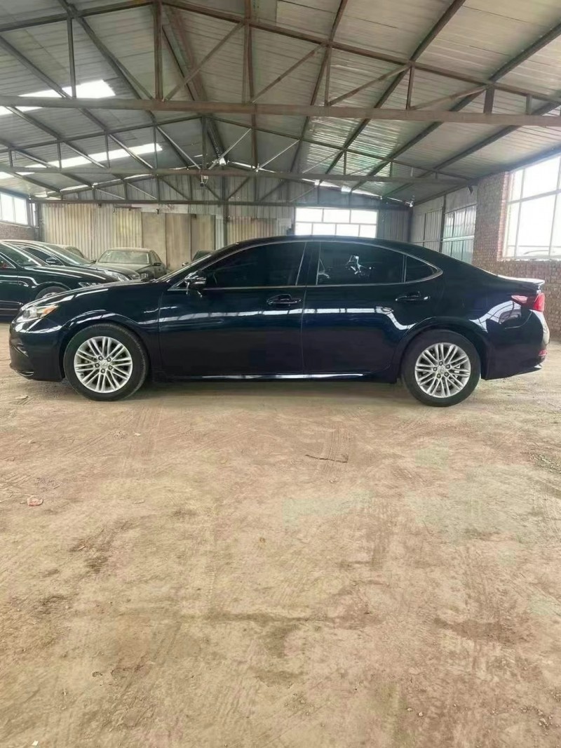 保定17年雷克萨斯ES3