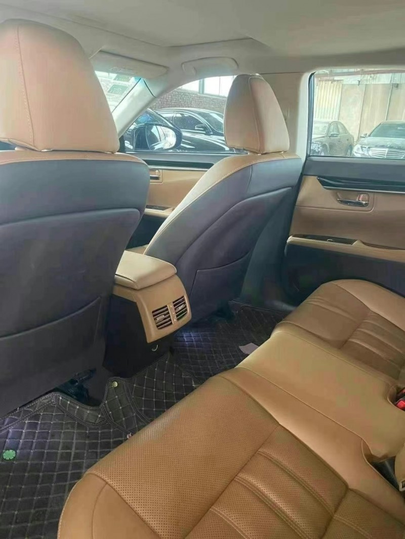 保定17年雷克萨斯ES6