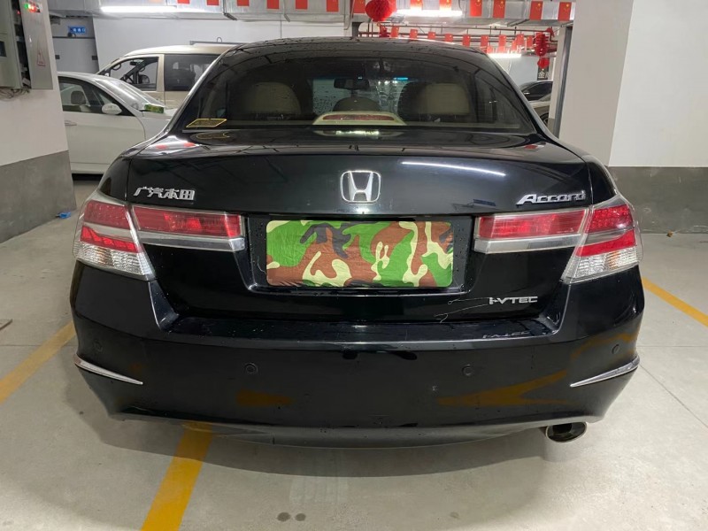 东莞13年本田雅阁9