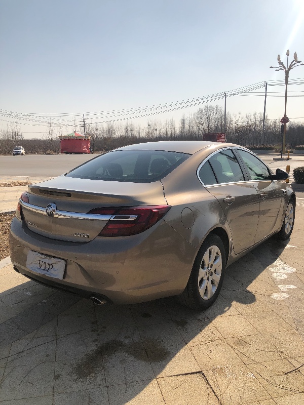 枣庄15年别克君威6