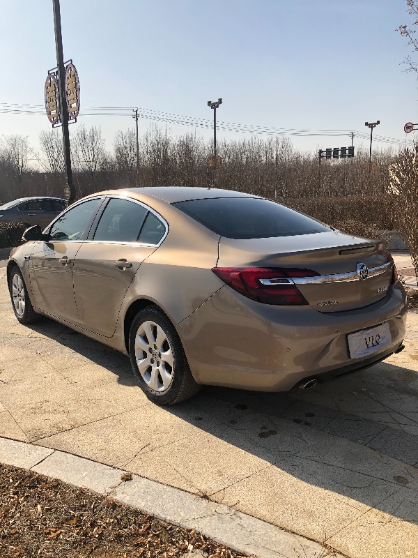 枣庄15年别克君威5