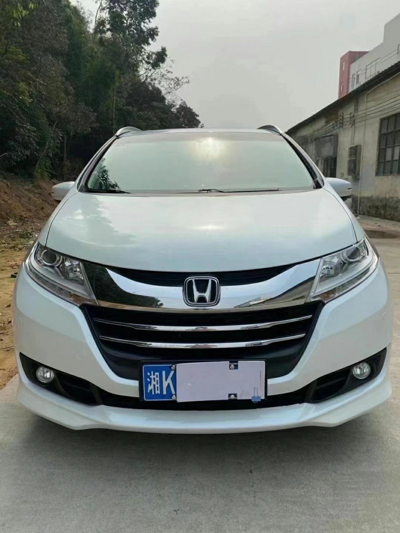 江门17年本田奥德赛1