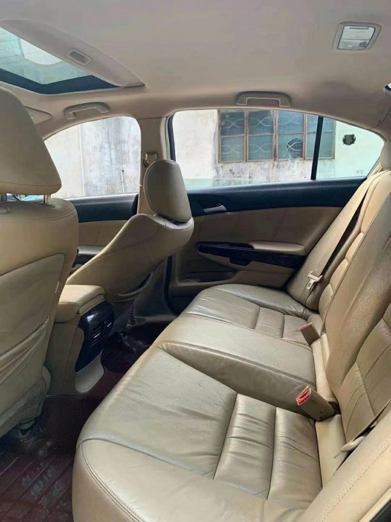 江门08年本田雅阁4