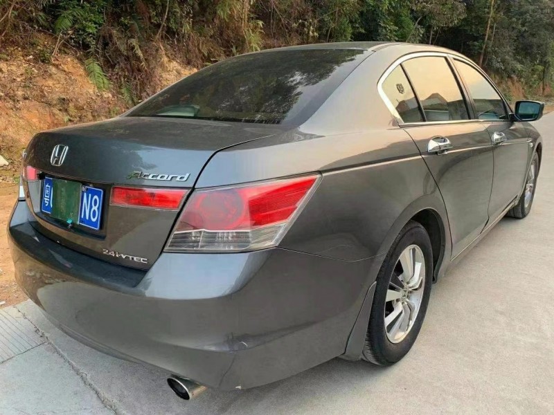 江门08年本田雅阁1