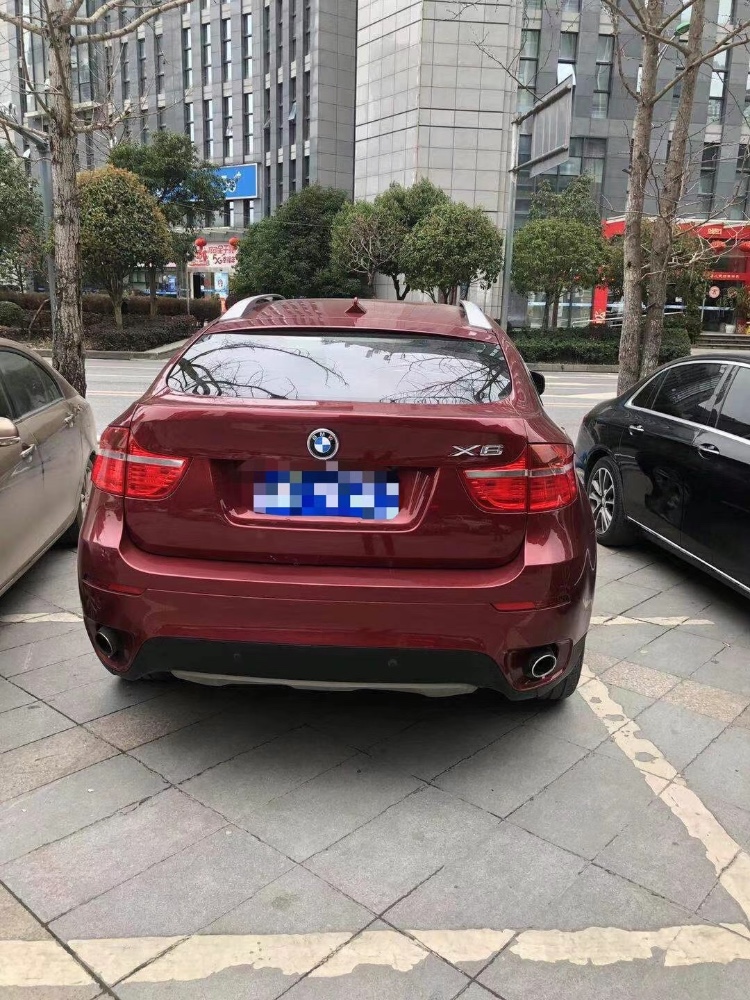重慶13年寶馬X67