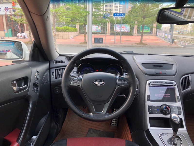 广州11年现代劳恩斯酷派1