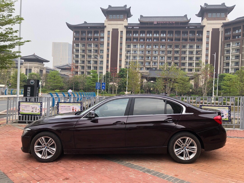 广州16年宝马3系6