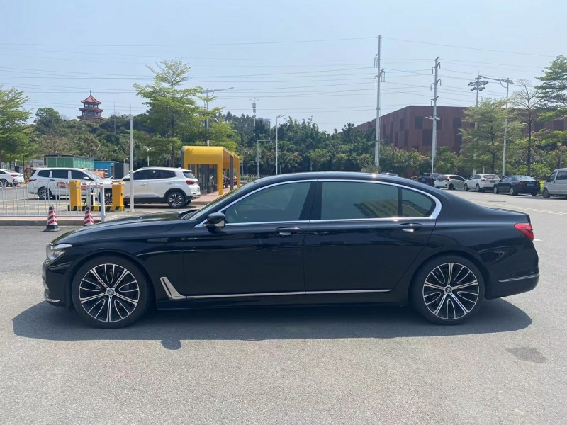 广州18年宝马7系6