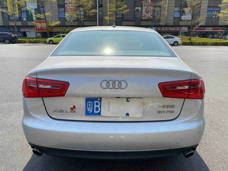广州12年奥迪A6L9