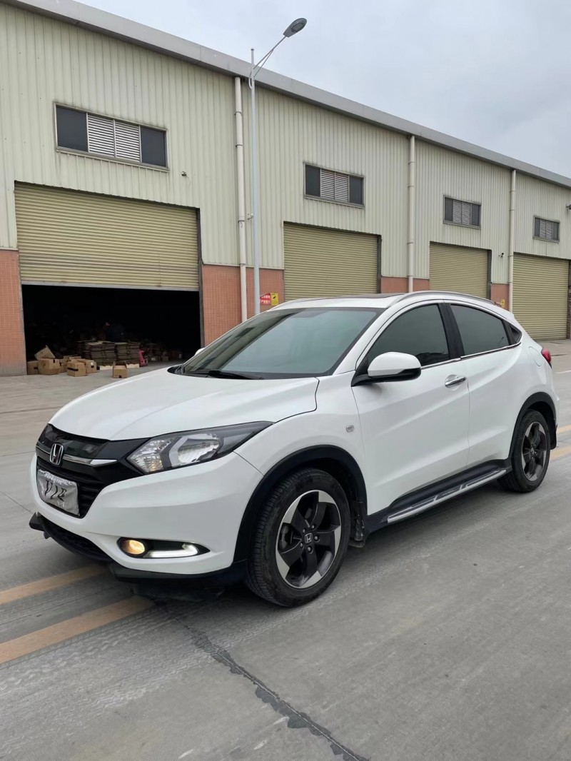 东莞16年本田缤智3