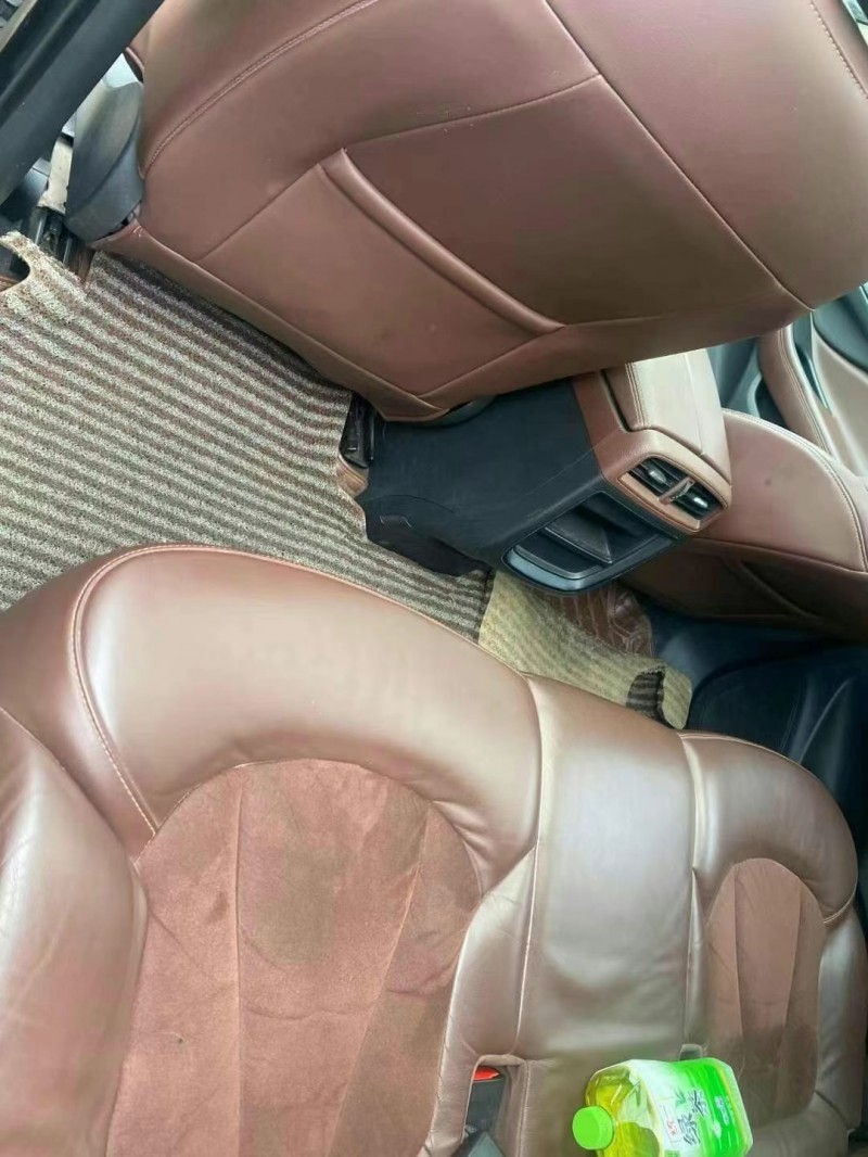 武汉16年别克昂科威6