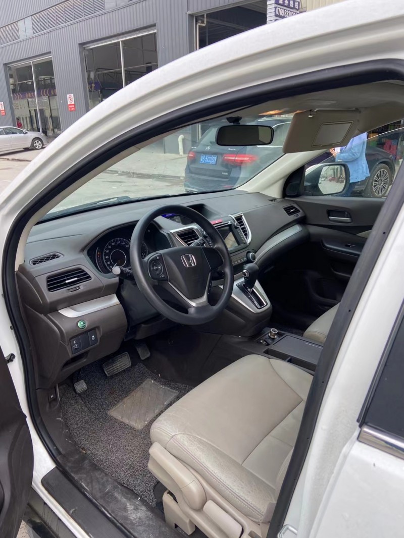 东莞15年本田CRV4