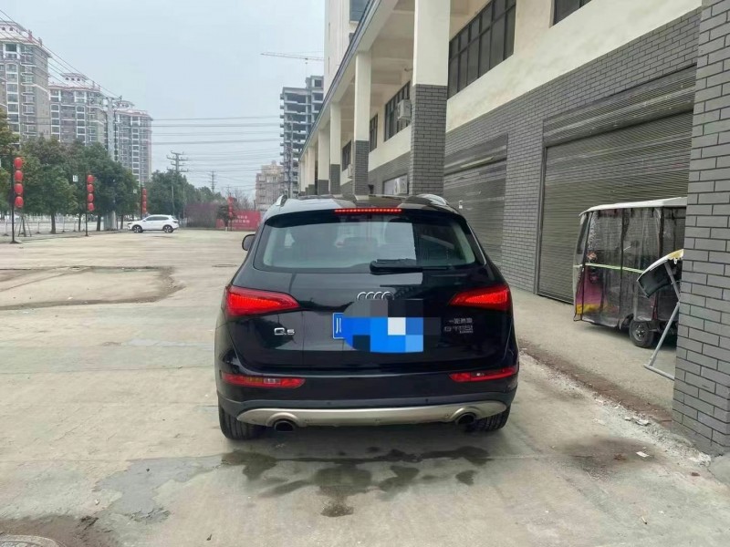 郑州13年奥迪Q56