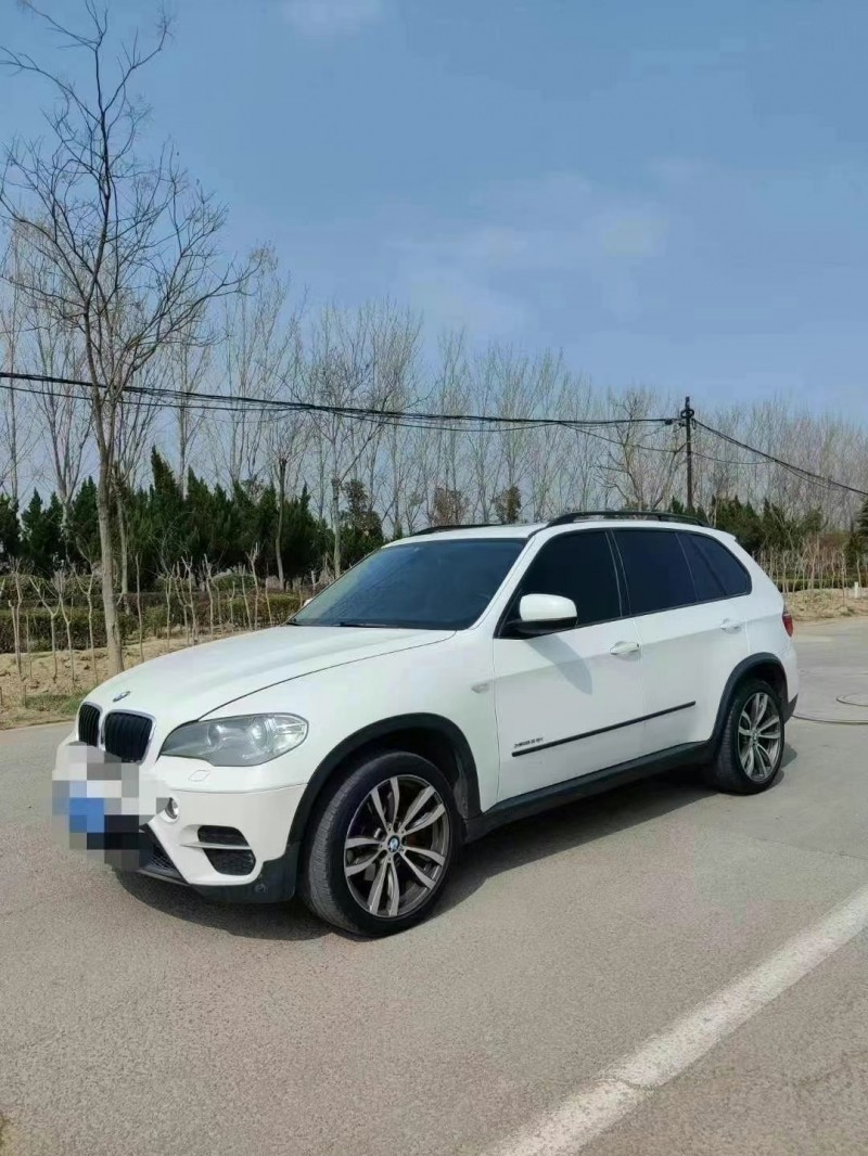 太原13年寶馬X52