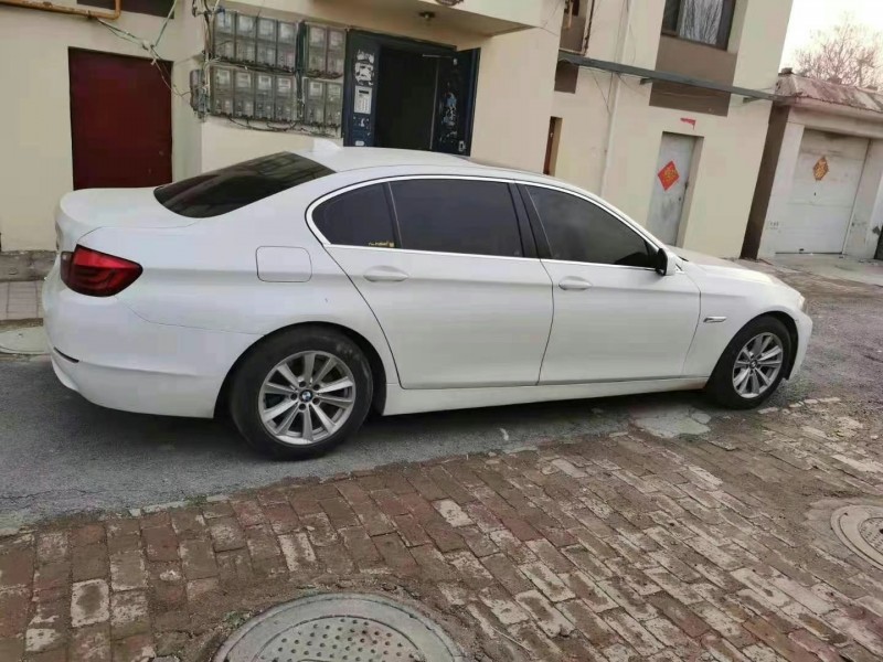 保定12年宝马5系3