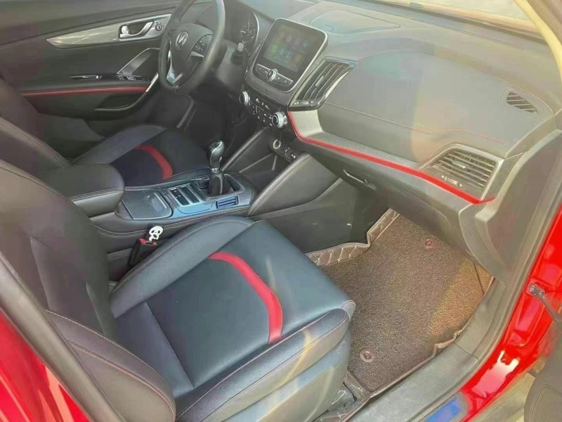 保定19年长安汽车CS557