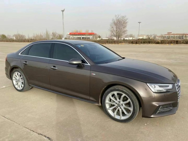 济宁18年奥迪A4L3