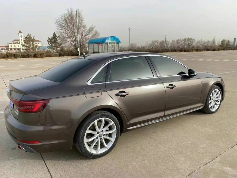 济宁18年奥迪A4L8