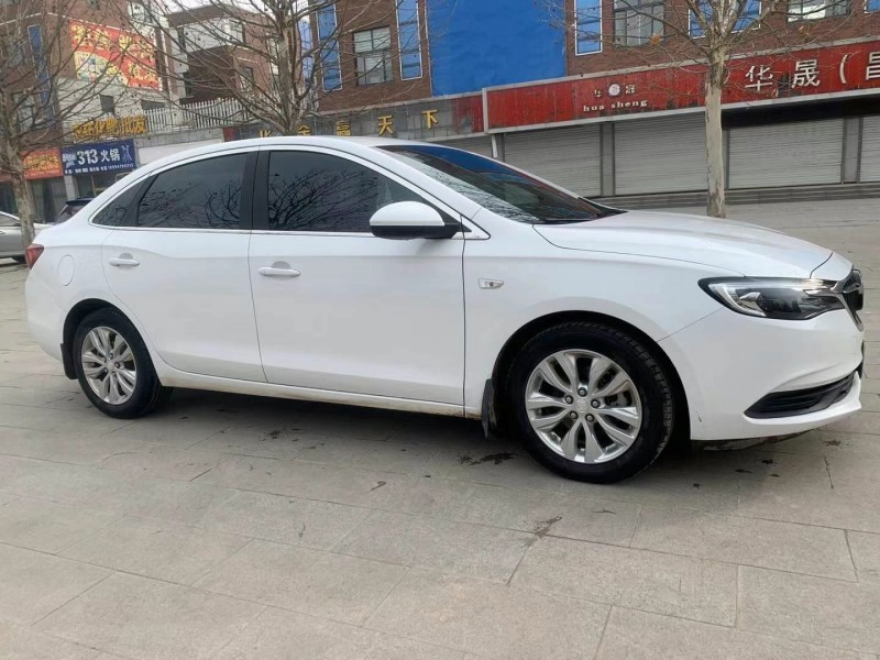 潍坊19年别克英朗3