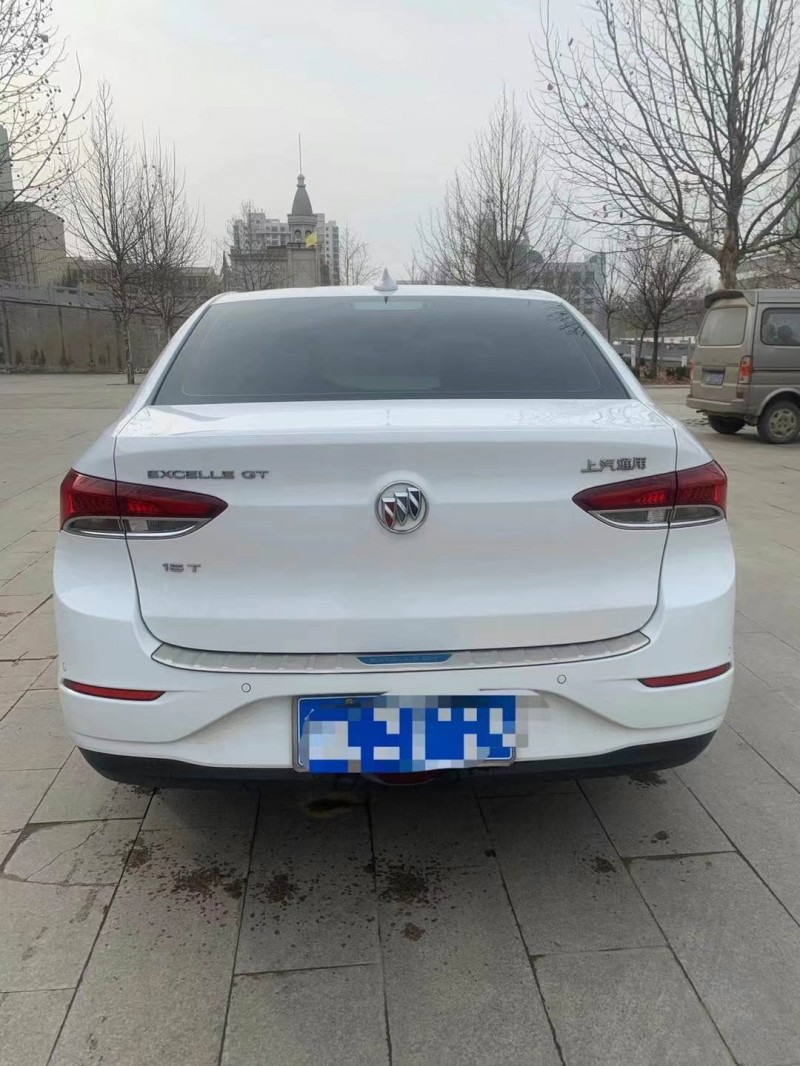 潍坊19年别克英朗5